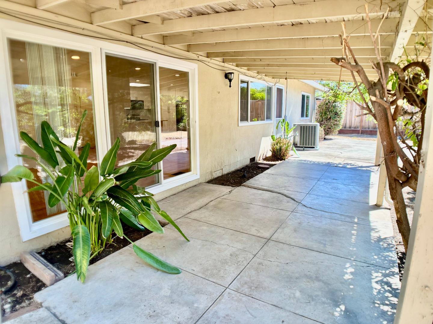 Detail Gallery Image 20 of 32 For 1352 Carrie Lee Way, San Jose,  CA 95118 - 3 Beds | 2 Baths