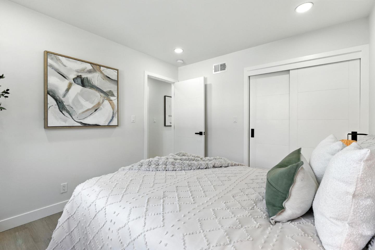 Detail Gallery Image 20 of 60 For 3284 Denton Way, San Jose,  CA 95121 - 5 Beds | 3 Baths