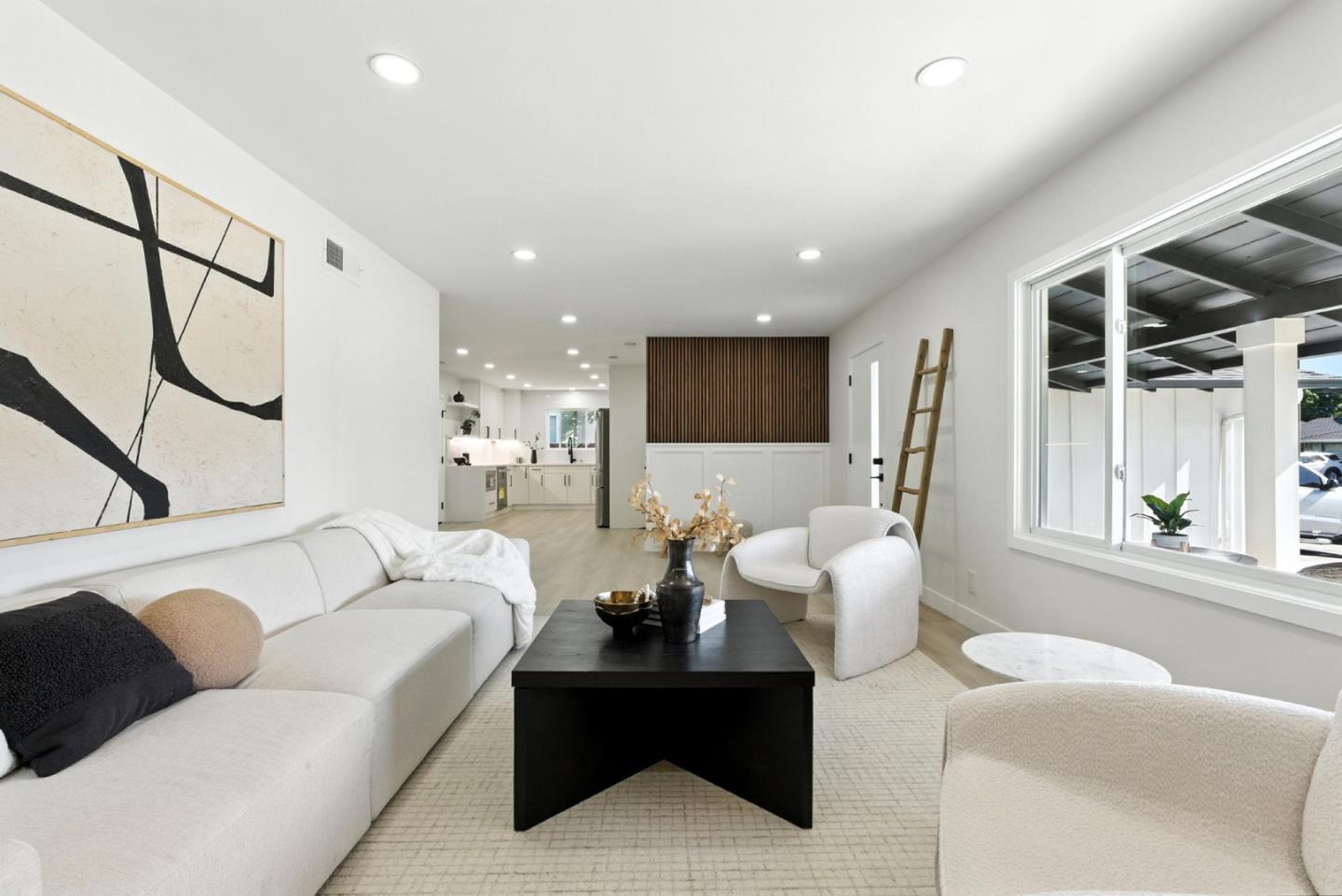 Detail Gallery Image 7 of 60 For 3284 Denton Way, San Jose,  CA 95121 - 5 Beds | 3 Baths