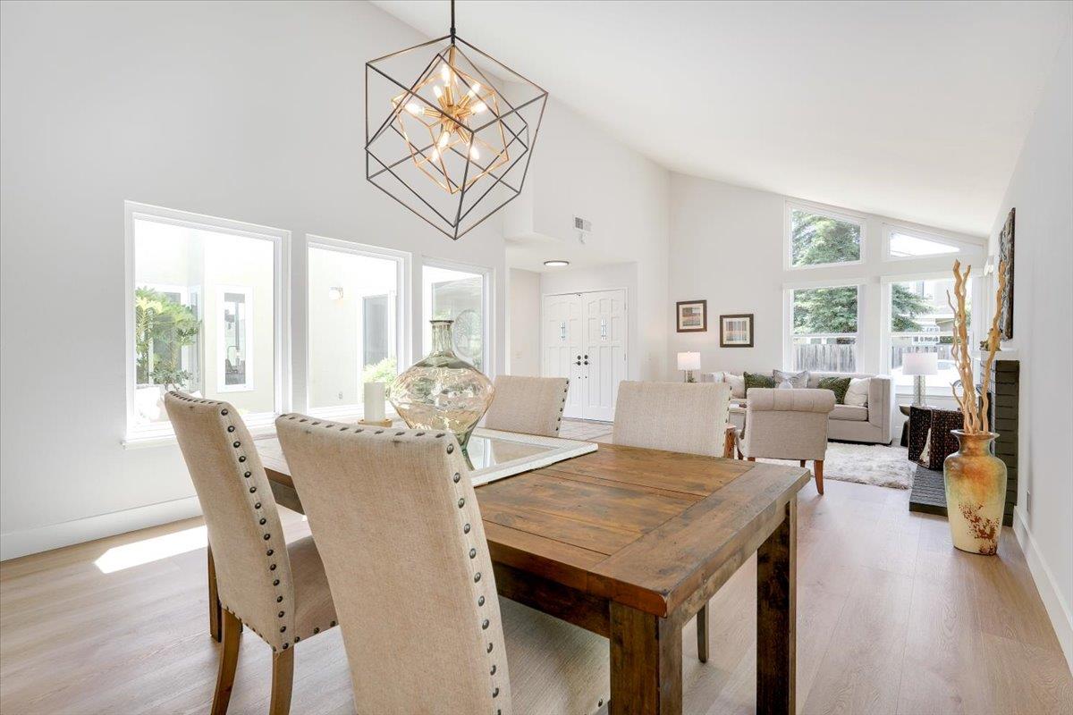 Detail Gallery Image 11 of 35 For 505 Drake Ct, Foster City,  CA 94404 - 4 Beds | 2/1 Baths