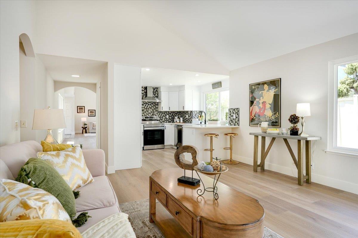 Detail Gallery Image 20 of 35 For 505 Drake Ct, Foster City,  CA 94404 - 4 Beds | 2/1 Baths