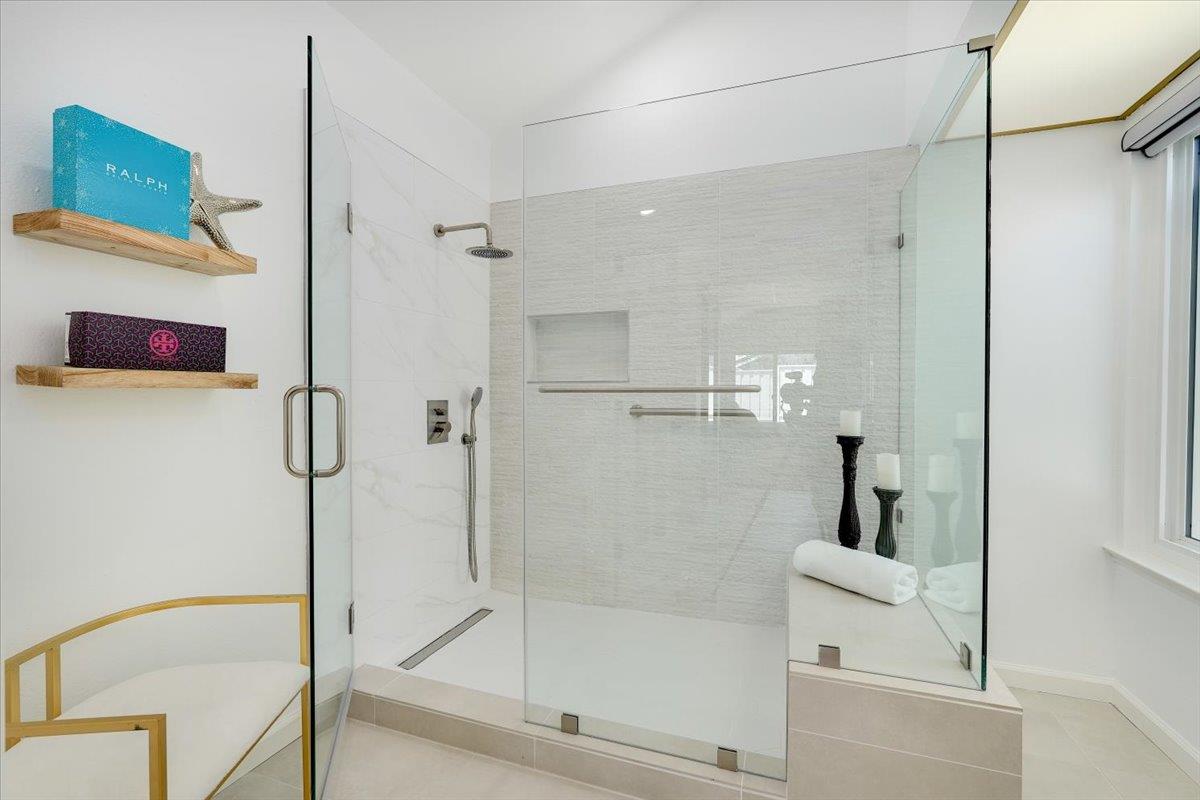 Detail Gallery Image 24 of 35 For 505 Drake Ct, Foster City,  CA 94404 - 4 Beds | 2/1 Baths