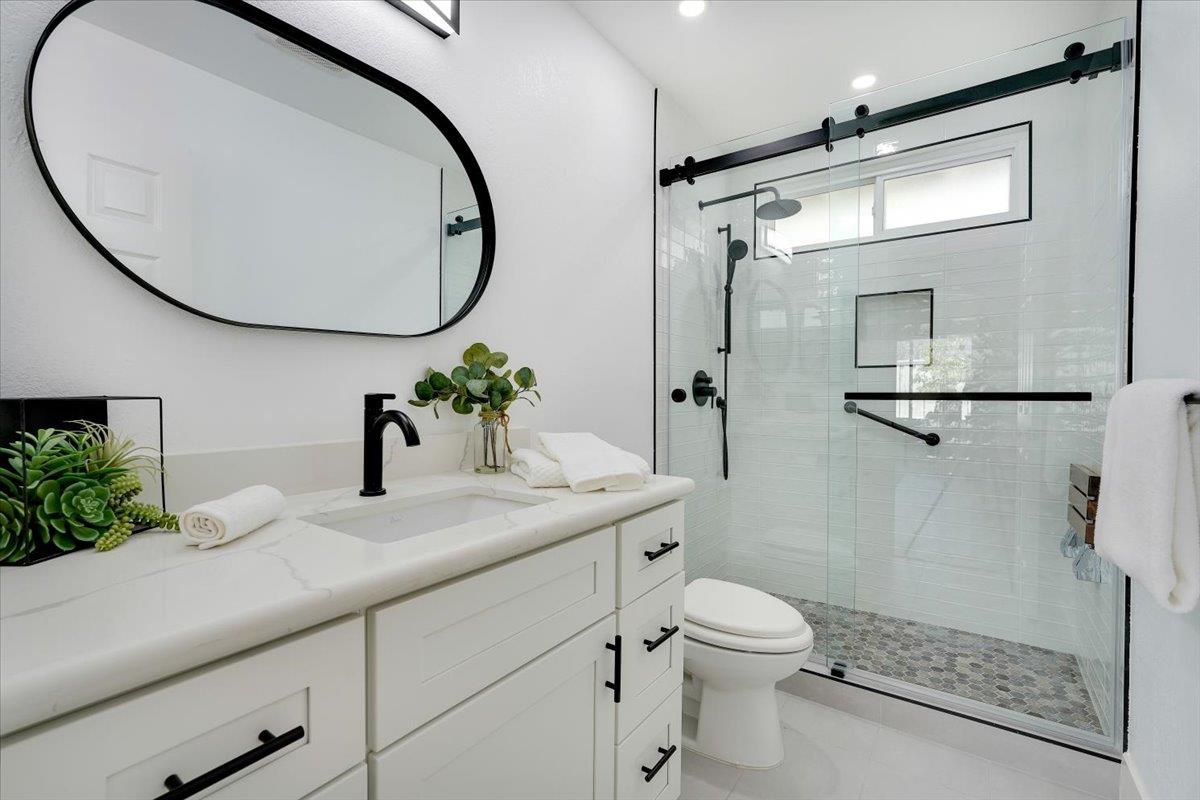 Detail Gallery Image 28 of 35 For 505 Drake Ct, Foster City,  CA 94404 - 4 Beds | 2/1 Baths