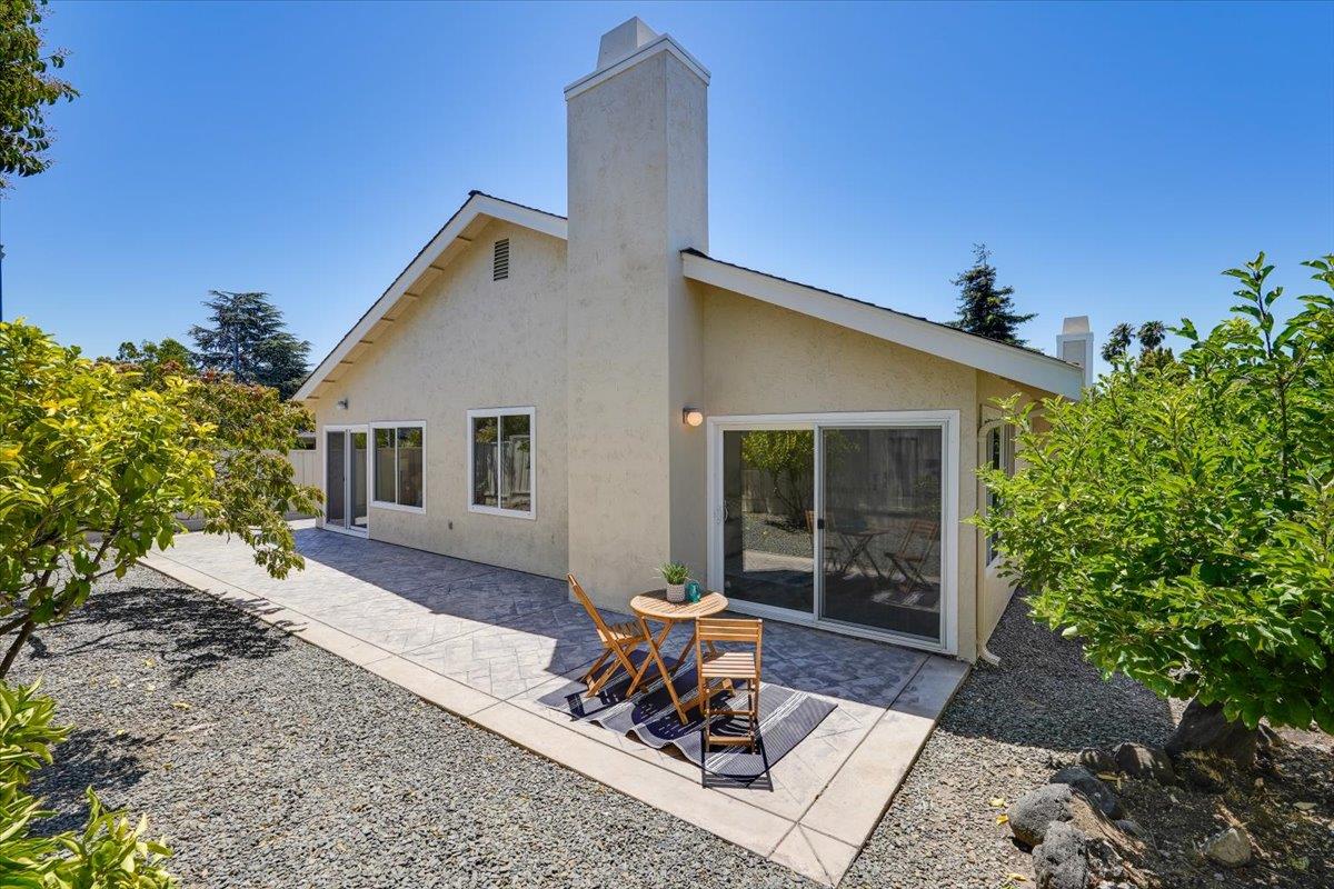 Detail Gallery Image 30 of 35 For 505 Drake Ct, Foster City,  CA 94404 - 4 Beds | 2/1 Baths