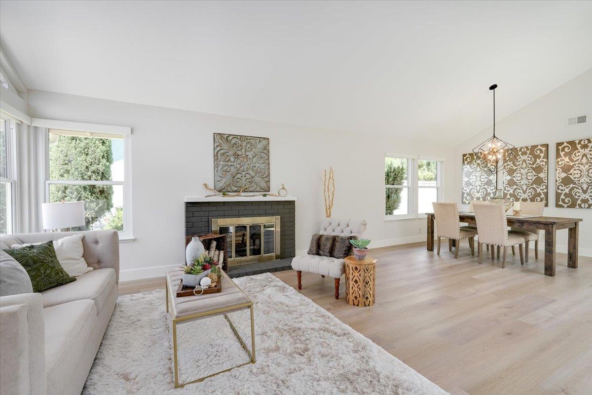 Detail Gallery Image 8 of 35 For 505 Drake Ct, Foster City,  CA 94404 - 4 Beds | 2/1 Baths