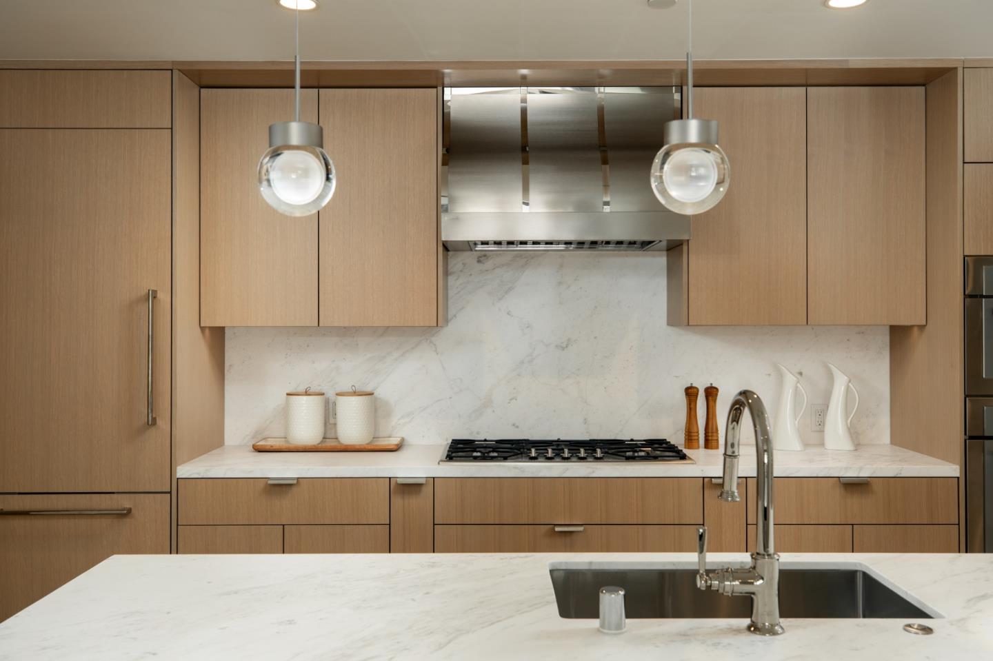 Detail Gallery Image 3 of 12 For 450 First St #107,  Los Altos,  CA 94022 - 2 Beds | 2 Baths