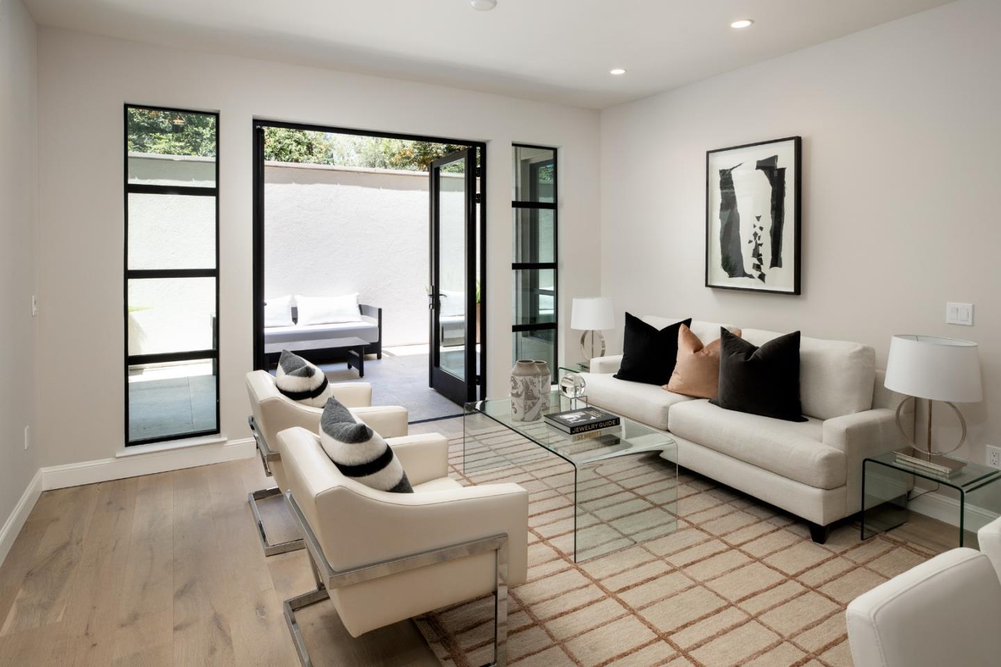 Detail Gallery Image 7 of 12 For 450 First St #107,  Los Altos,  CA 94022 - 2 Beds | 2 Baths
