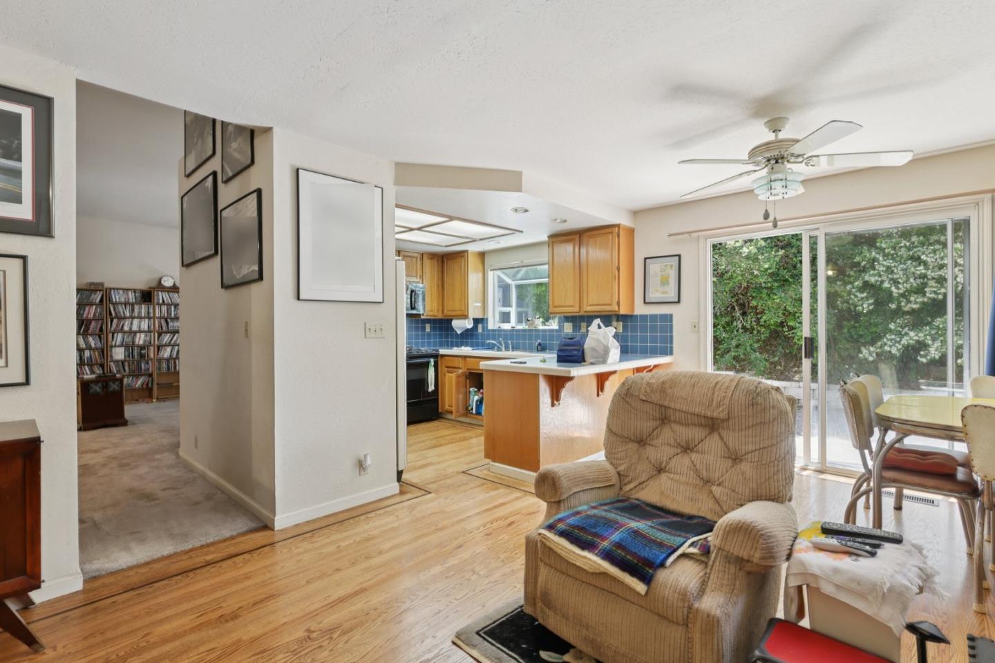 Detail Gallery Image 14 of 32 For 296 San Pedro Ave, Pacifica,  CA 94044 - 4 Beds | 2/1 Baths