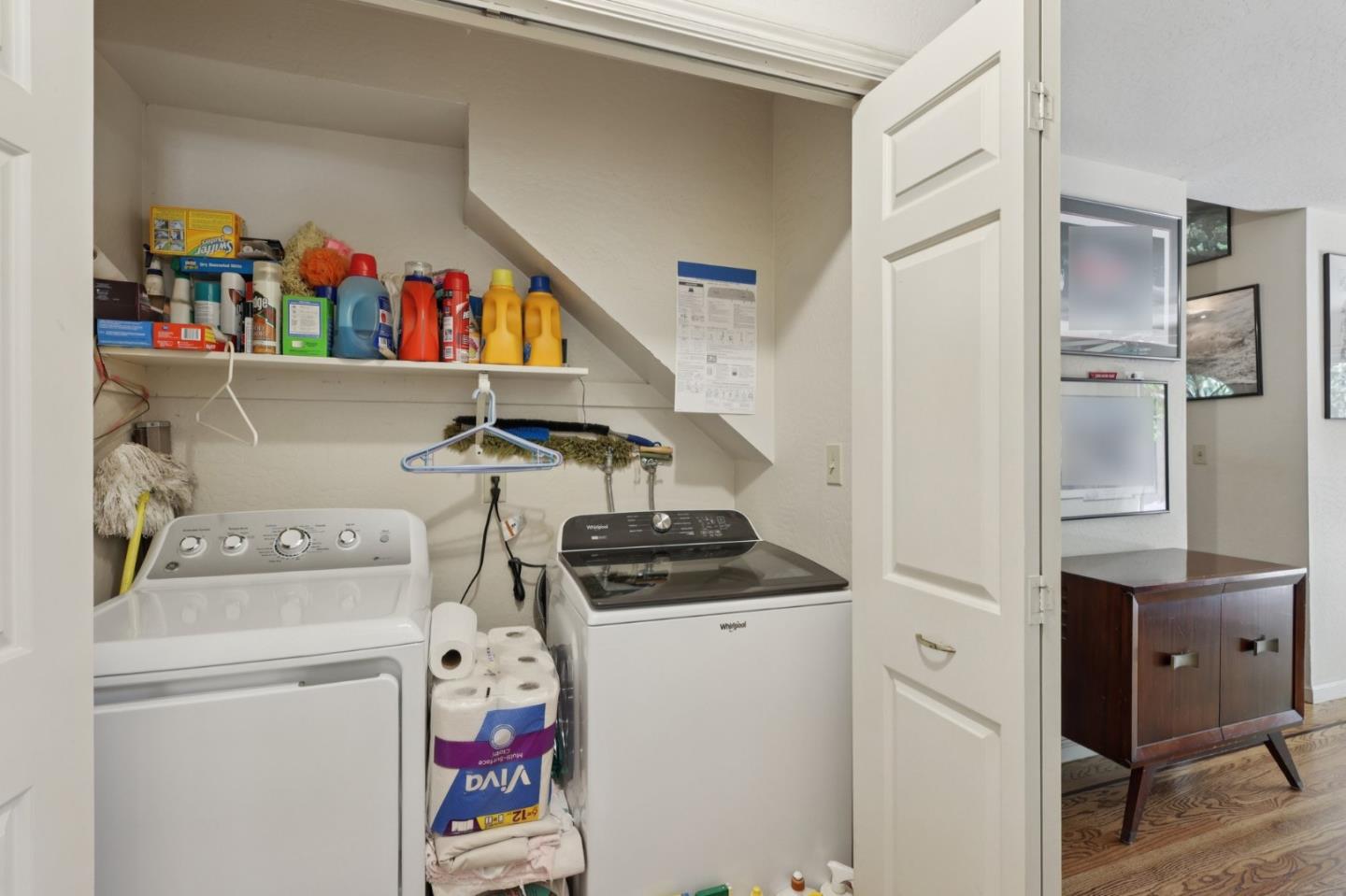 Detail Gallery Image 17 of 32 For 296 San Pedro Ave, Pacifica,  CA 94044 - 4 Beds | 2/1 Baths
