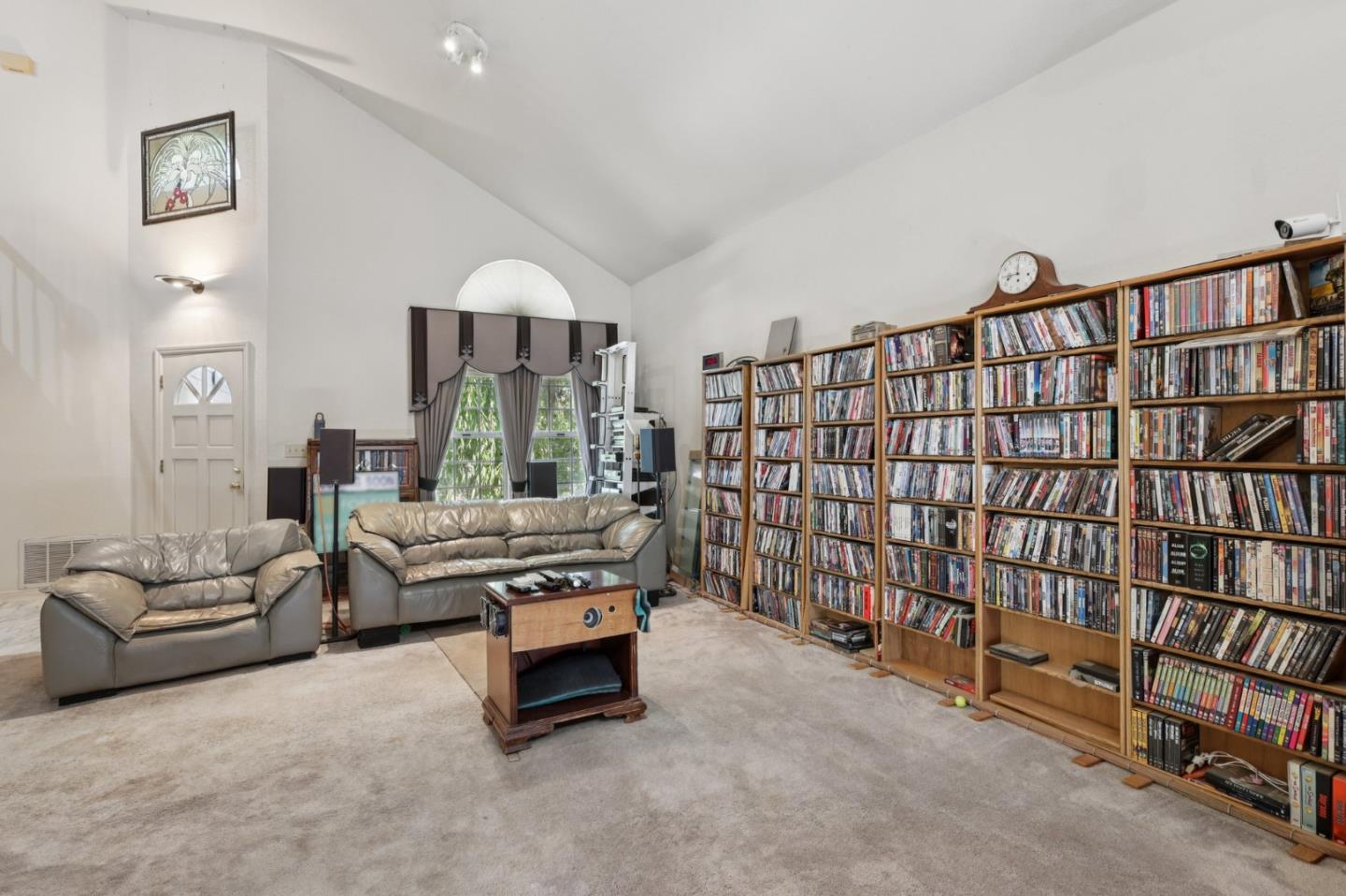 Detail Gallery Image 5 of 32 For 296 San Pedro Ave, Pacifica,  CA 94044 - 4 Beds | 2/1 Baths
