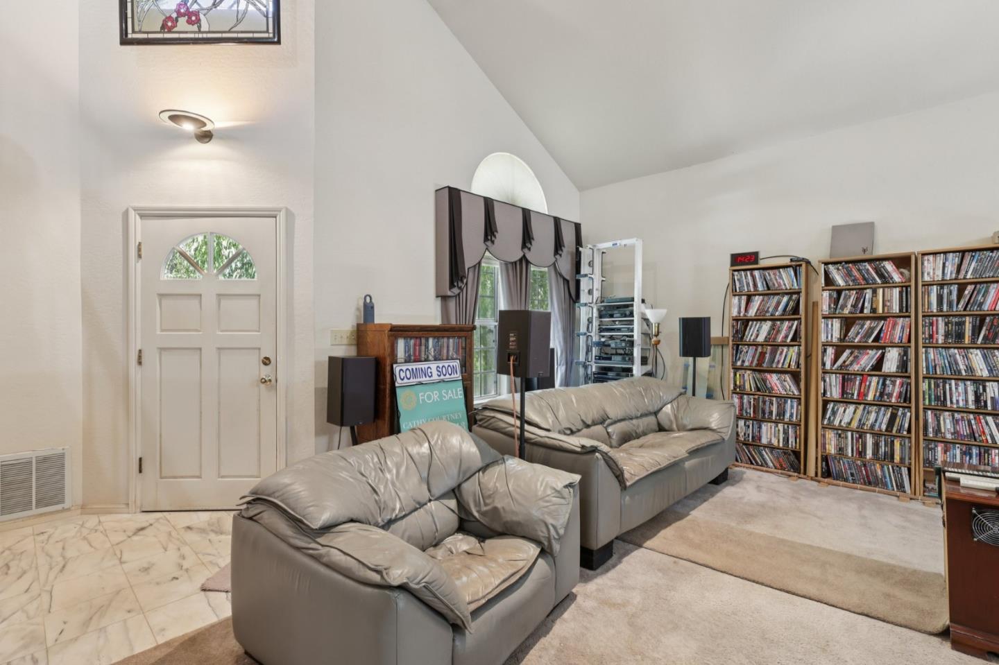 Detail Gallery Image 7 of 32 For 296 San Pedro Ave, Pacifica,  CA 94044 - 4 Beds | 2/1 Baths