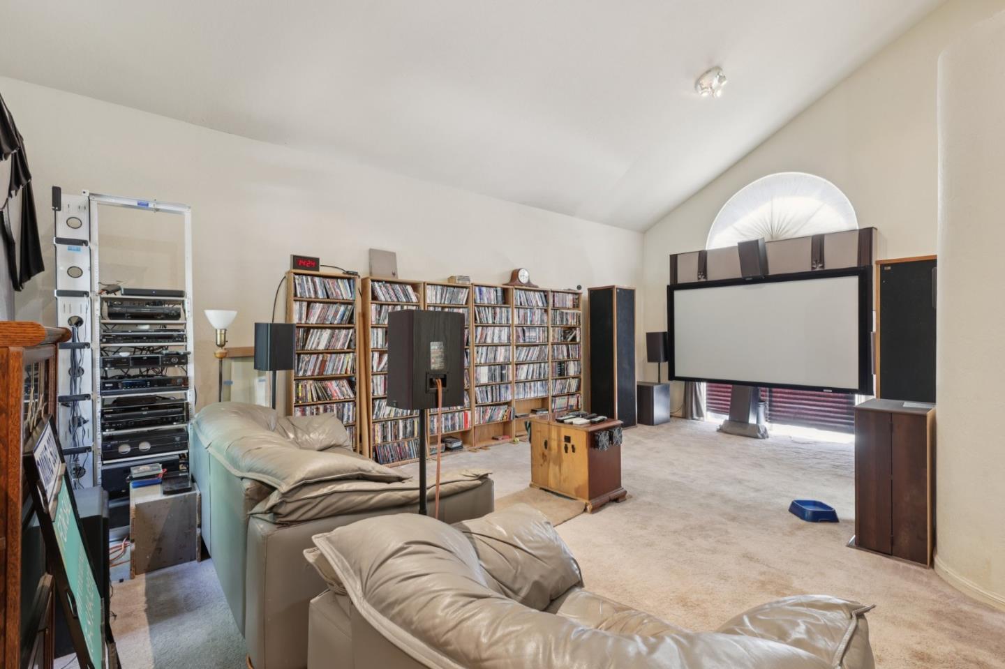 Detail Gallery Image 8 of 32 For 296 San Pedro Ave, Pacifica,  CA 94044 - 4 Beds | 2/1 Baths