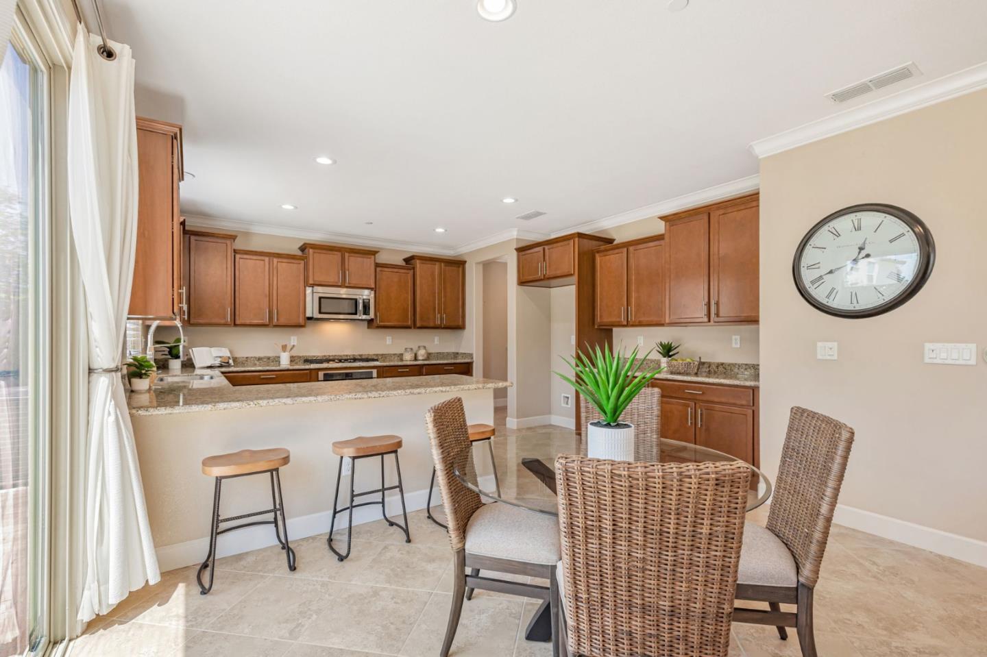 Detail Gallery Image 20 of 62 For 17425 Shelton Way, Morgan Hill,  CA 95037 - 3 Beds | 2/1 Baths