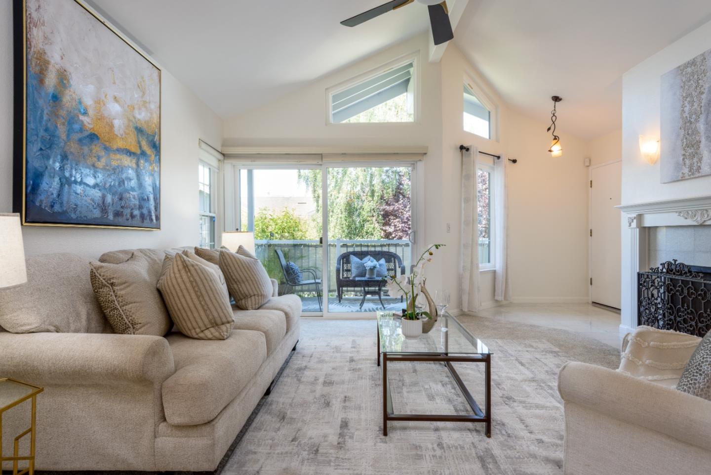 Detail Gallery Image 6 of 17 For 1638 via Laguna #9,  San Mateo,  CA 94404 - 2 Beds | 2 Baths