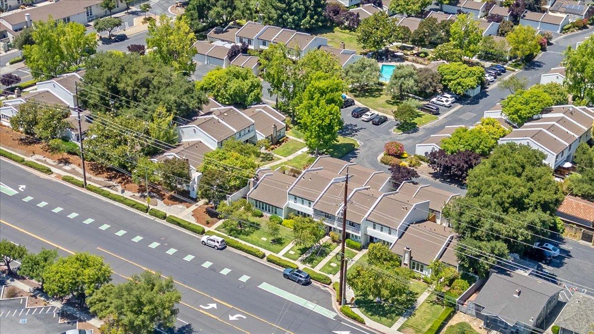 Detail Gallery Image 31 of 33 For 16345 Los Gatos Blvd #33,  Los Gatos,  CA 95032 - 3 Beds | 2 Baths