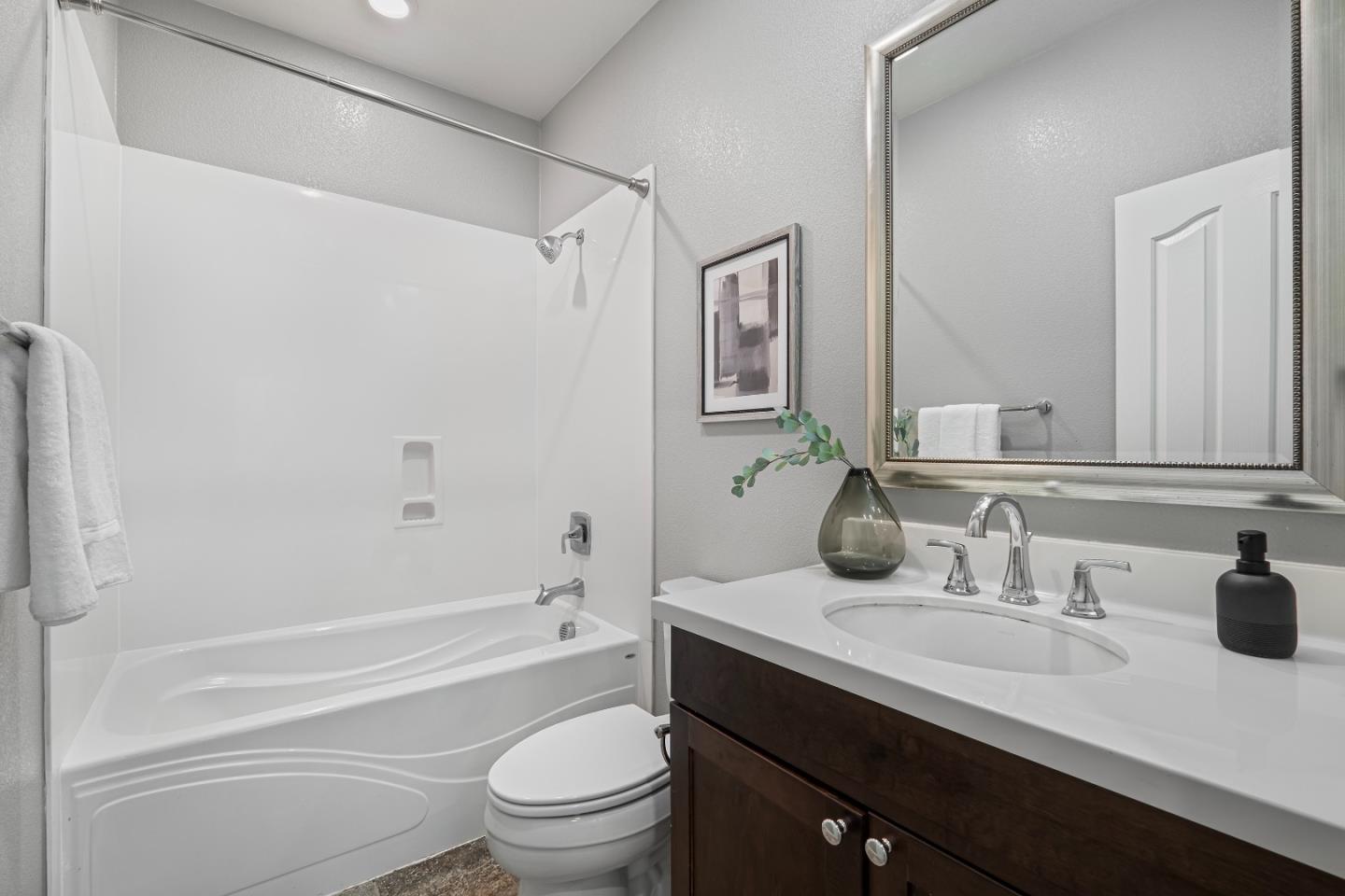 Detail Gallery Image 27 of 41 For 34104 Spur Way, Fremont,  CA 94555 - 4 Beds | 3 Baths