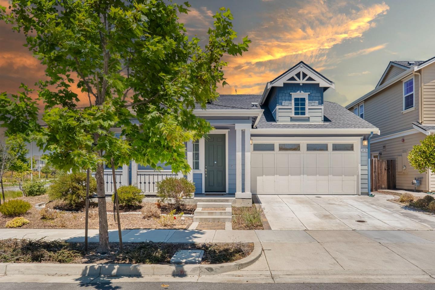 Detail Gallery Image 3 of 41 For 34104 Spur Way, Fremont,  CA 94555 - 4 Beds | 3 Baths