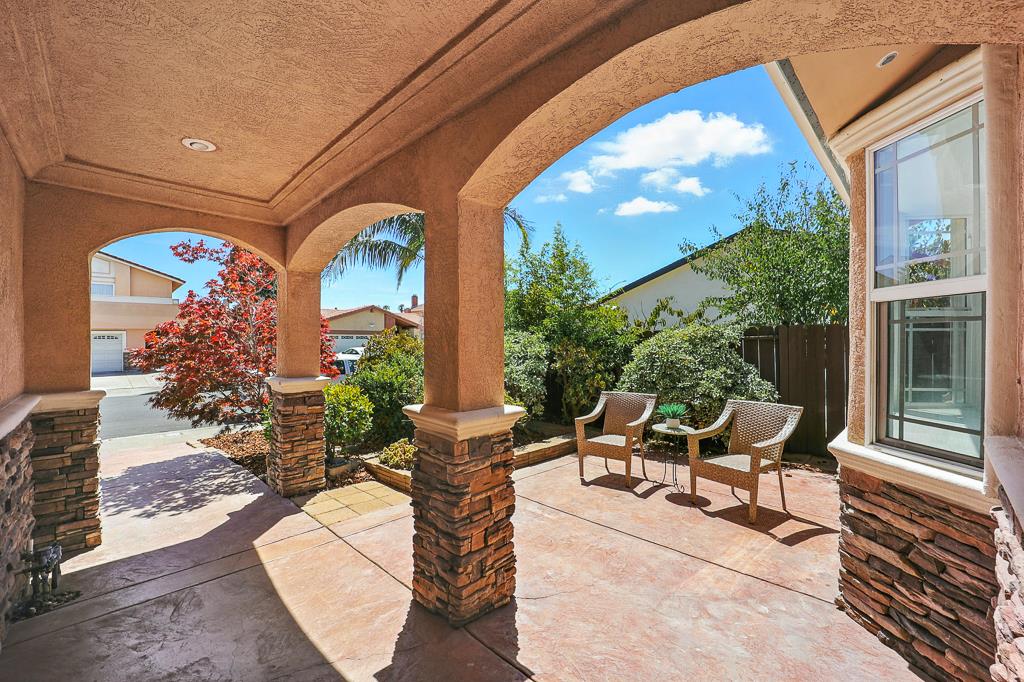 Detail Gallery Image 10 of 87 For 2507 Constellation Dr, Hayward,  CA 94545 - 4 Beds | 2/1 Baths
