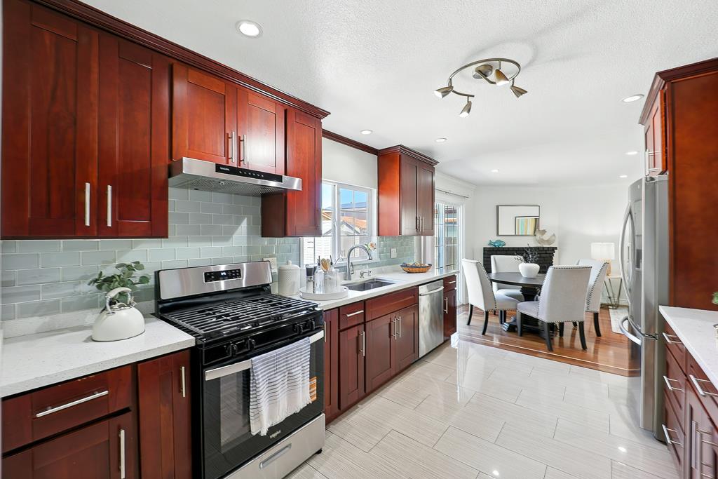 Detail Gallery Image 24 of 87 For 2507 Constellation Dr, Hayward,  CA 94545 - 4 Beds | 2/1 Baths