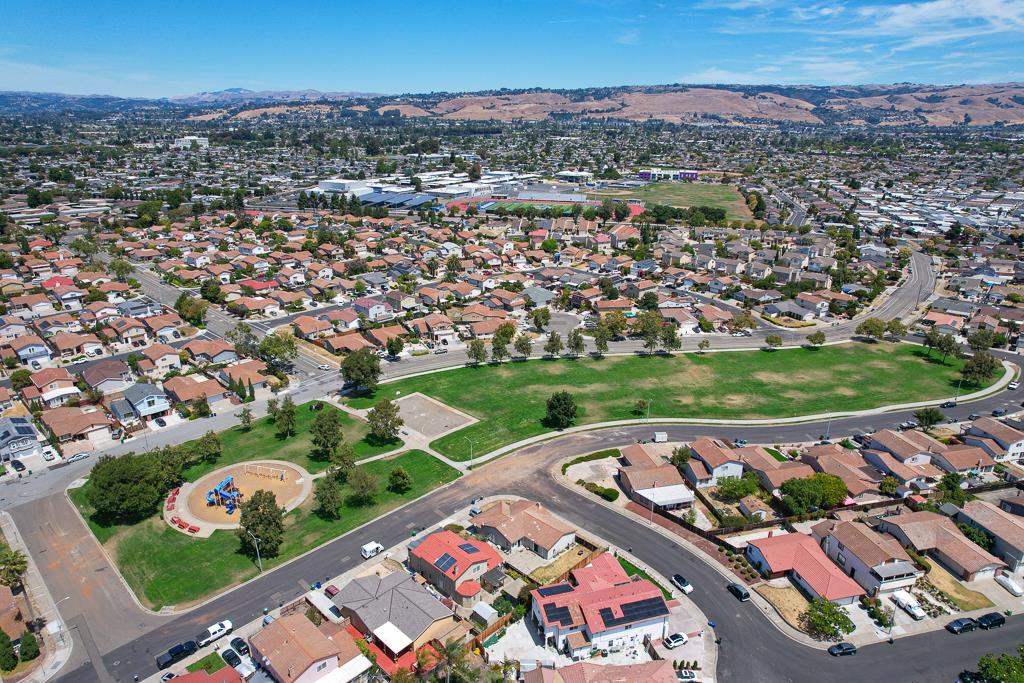Detail Gallery Image 85 of 87 For 2507 Constellation Dr, Hayward,  CA 94545 - 4 Beds | 2/1 Baths