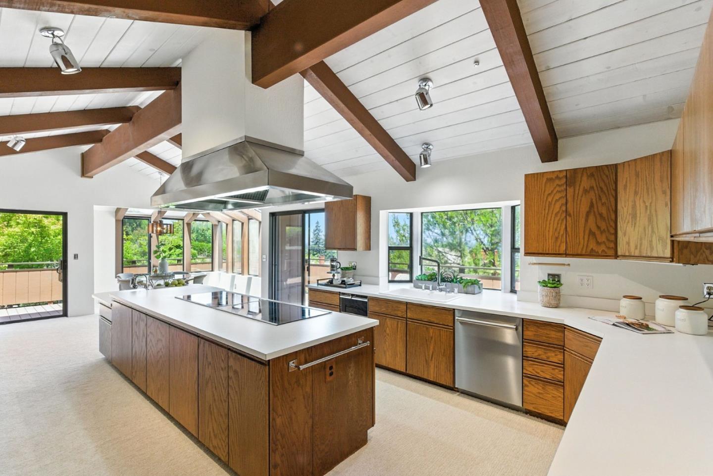 Detail Gallery Image 15 of 66 For 12391 Farr Ranch Ct, Saratoga,  CA 95070 - 3 Beds | 2/1 Baths