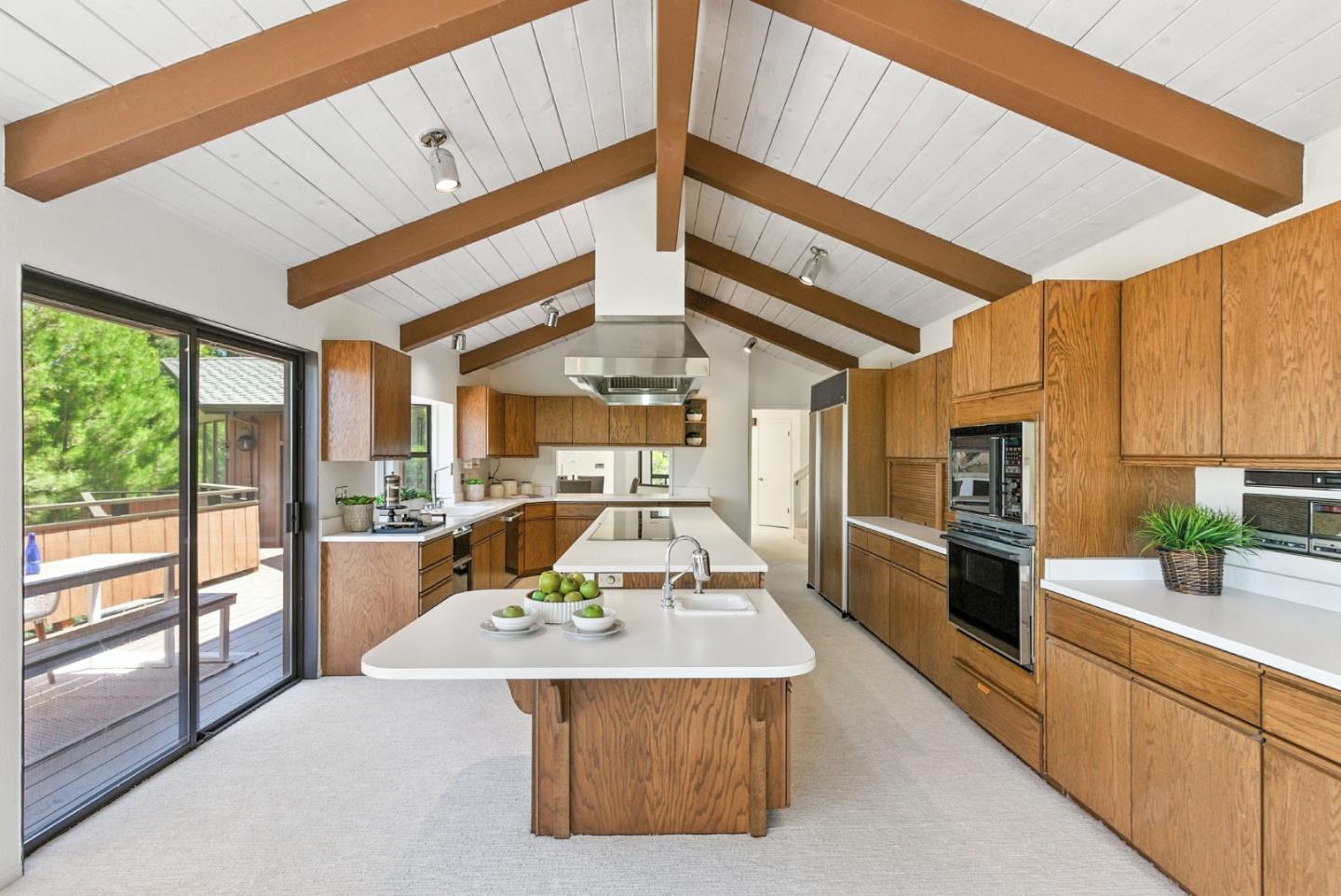 Detail Gallery Image 17 of 66 For 12391 Farr Ranch Ct, Saratoga,  CA 95070 - 3 Beds | 2/1 Baths