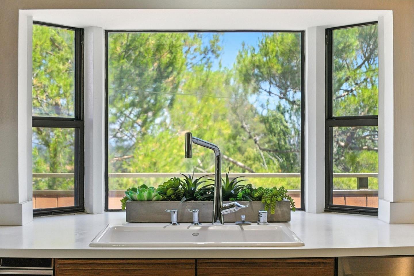 Detail Gallery Image 20 of 66 For 12391 Farr Ranch Ct, Saratoga,  CA 95070 - 3 Beds | 2/1 Baths