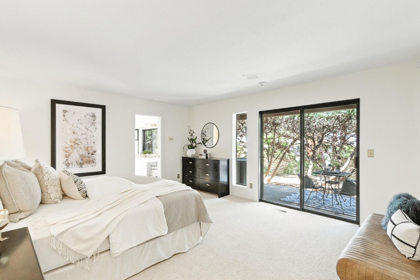 Detail Gallery Image 21 of 66 For 12391 Farr Ranch Ct, Saratoga,  CA 95070 - 3 Beds | 2/1 Baths