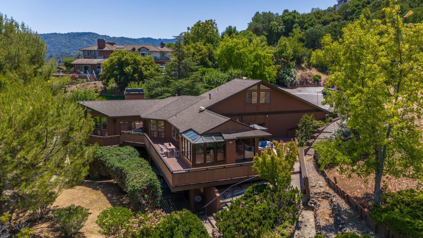 Detail Gallery Image 3 of 66 For 12391 Farr Ranch Ct, Saratoga,  CA 95070 - 3 Beds | 2/1 Baths