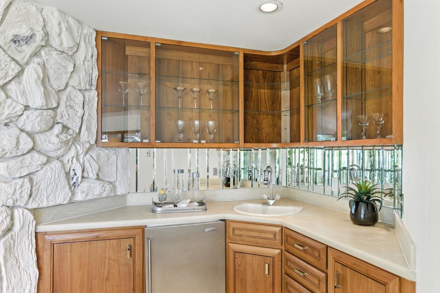 Detail Gallery Image 31 of 66 For 12391 Farr Ranch Ct, Saratoga,  CA 95070 - 3 Beds | 2/1 Baths