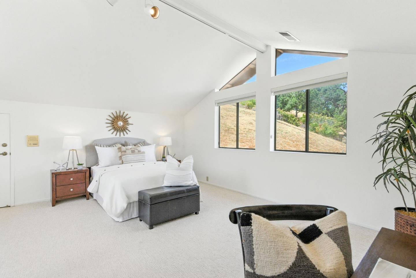 Detail Gallery Image 33 of 66 For 12391 Farr Ranch Ct, Saratoga,  CA 95070 - 3 Beds | 2/1 Baths