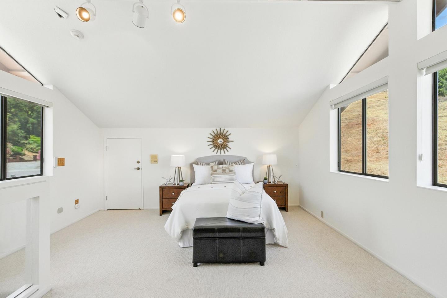 Detail Gallery Image 34 of 66 For 12391 Farr Ranch Ct, Saratoga,  CA 95070 - 3 Beds | 2/1 Baths