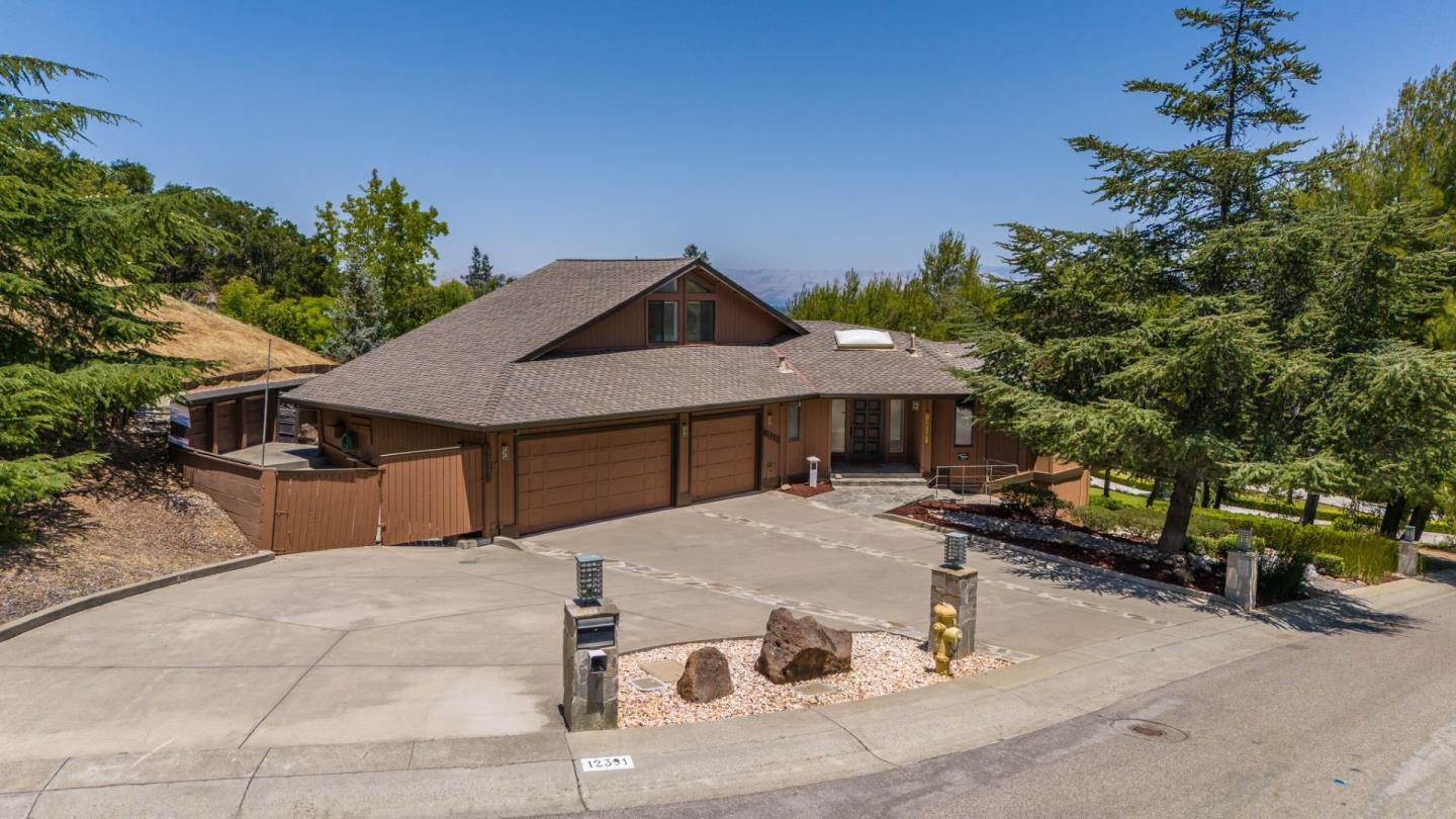 Detail Gallery Image 61 of 66 For 12391 Farr Ranch Ct, Saratoga,  CA 95070 - 3 Beds | 2/1 Baths