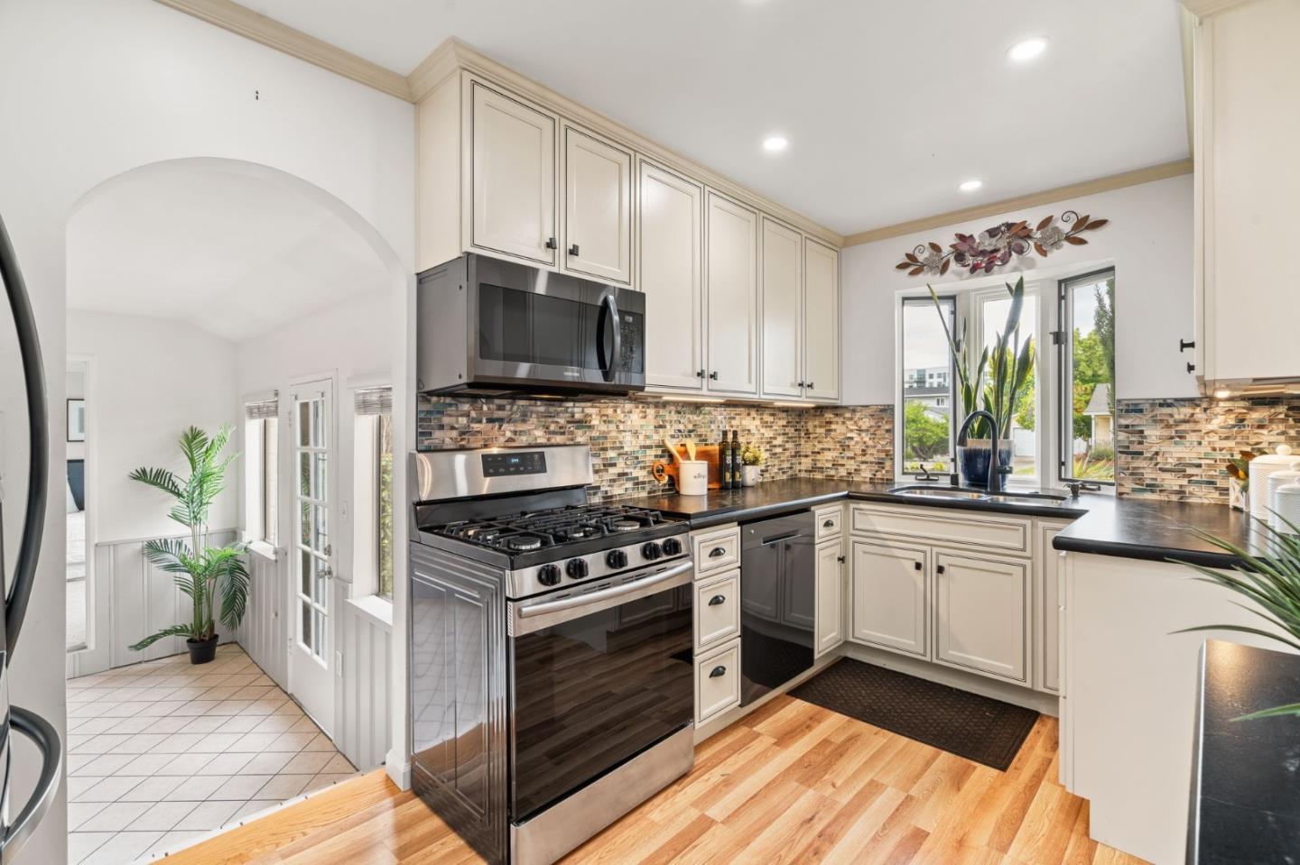 Detail Gallery Image 7 of 50 For 3150 Riddle Rd, San Jose,  CA 95117 - – Beds | – Baths