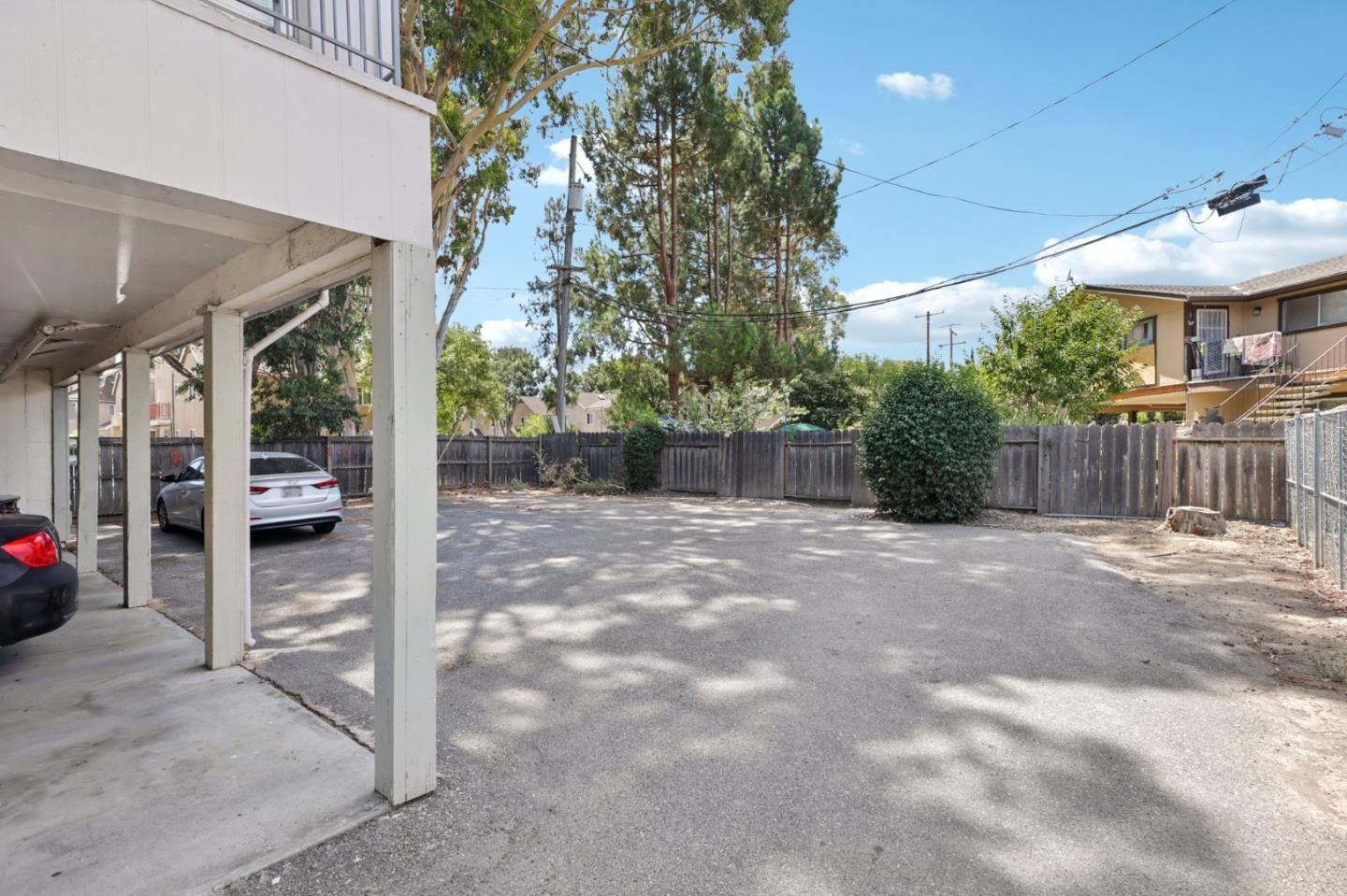 Detail Gallery Image 9 of 27 For 476 Branham Ln, San Jose,  CA 95111 - – Beds | – Baths