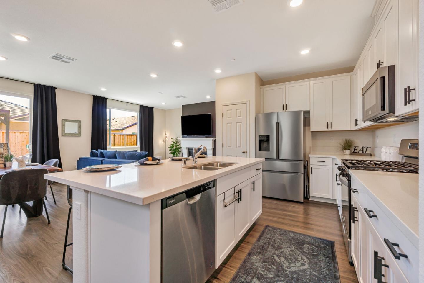 Detail Gallery Image 10 of 43 For 414 Ledro Way, Oakley,  CA 94561 - 3 Beds | 2 Baths