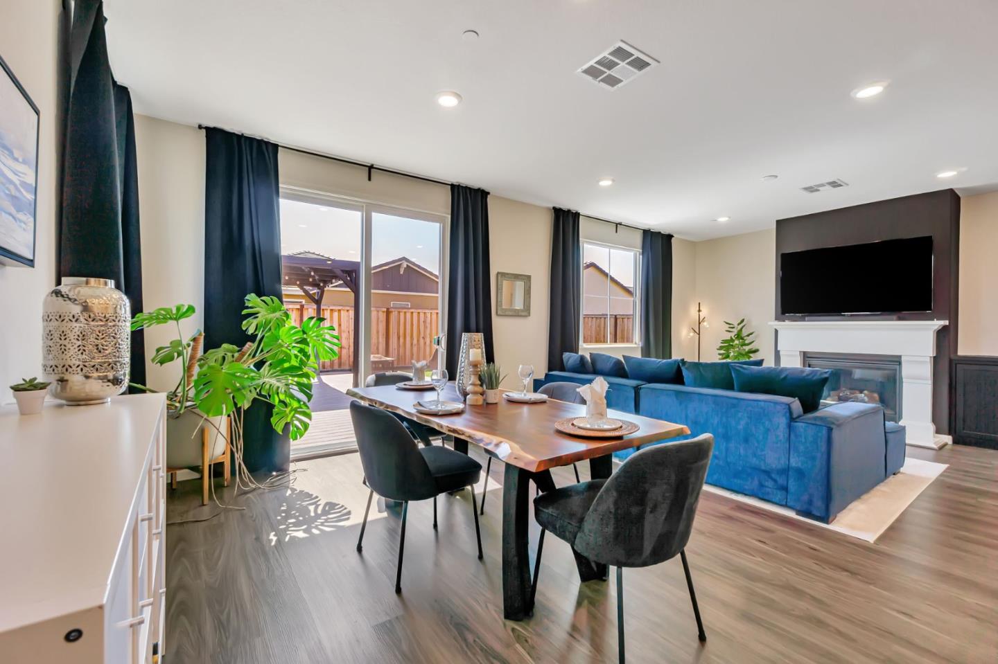 Detail Gallery Image 14 of 43 For 414 Ledro Way, Oakley,  CA 94561 - 3 Beds | 2 Baths