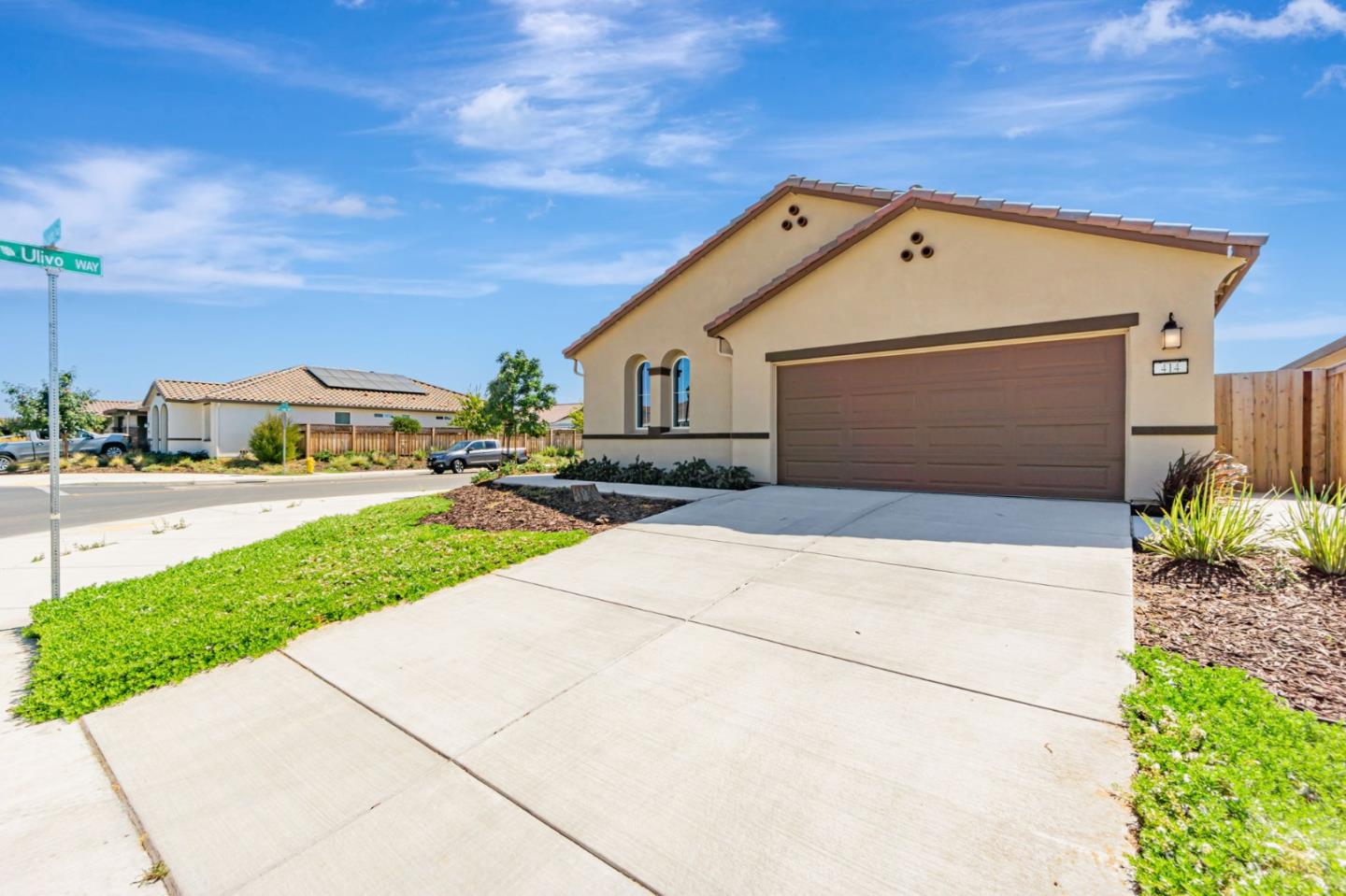 Detail Gallery Image 3 of 43 For 414 Ledro Way, Oakley,  CA 94561 - 3 Beds | 2 Baths