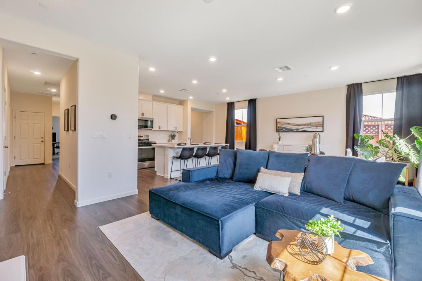 Detail Gallery Image 7 of 43 For 414 Ledro Way, Oakley,  CA 94561 - 3 Beds | 2 Baths