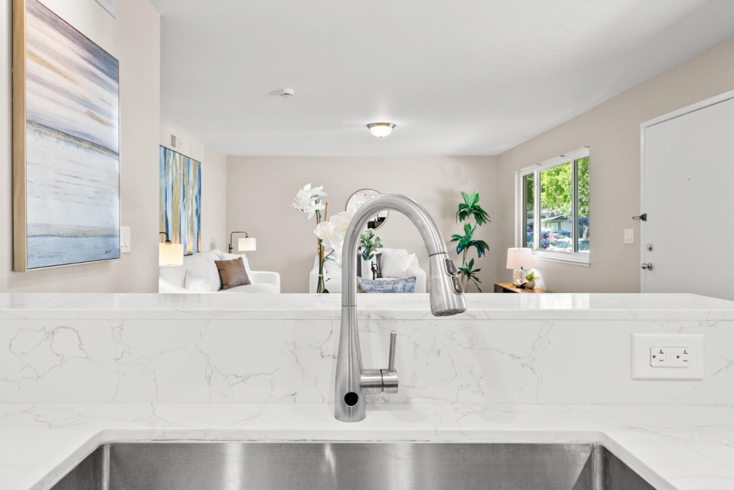 Detail Gallery Image 12 of 22 For 350 N 1st St #1,  Campbell,  CA 95008 - 2 Beds | 1 Baths