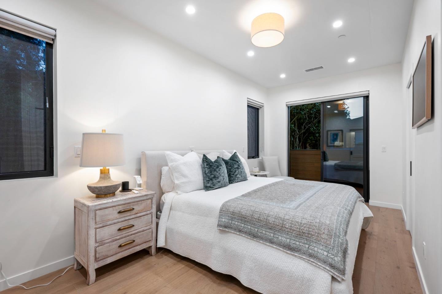 Detail Gallery Image 100 of 128 For 613 Barroilhet Ave, San Mateo,  CA 94402 - 3 Beds | 3 Baths