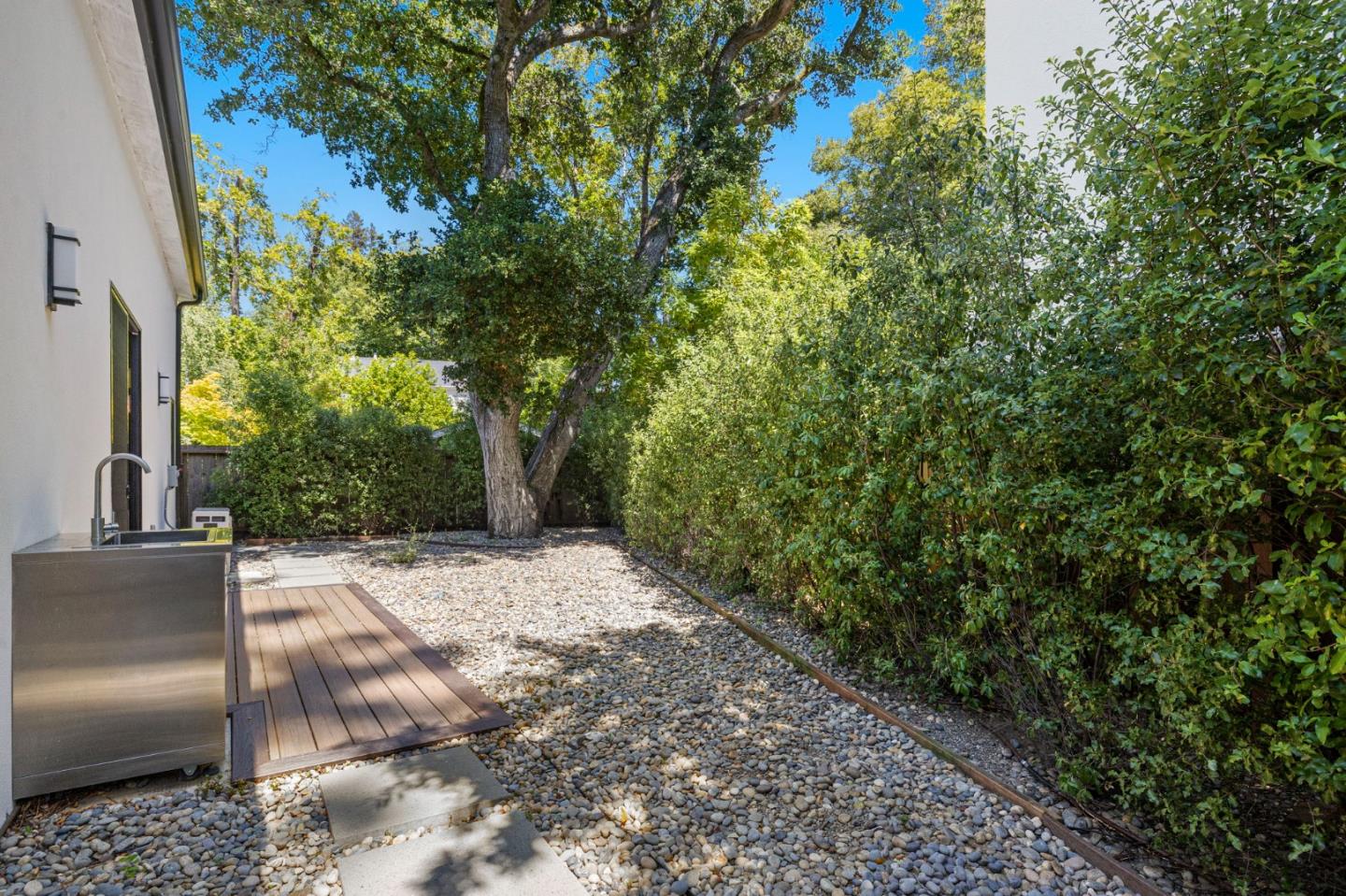 Detail Gallery Image 105 of 128 For 613 Barroilhet Ave, San Mateo,  CA 94402 - 3 Beds | 3 Baths