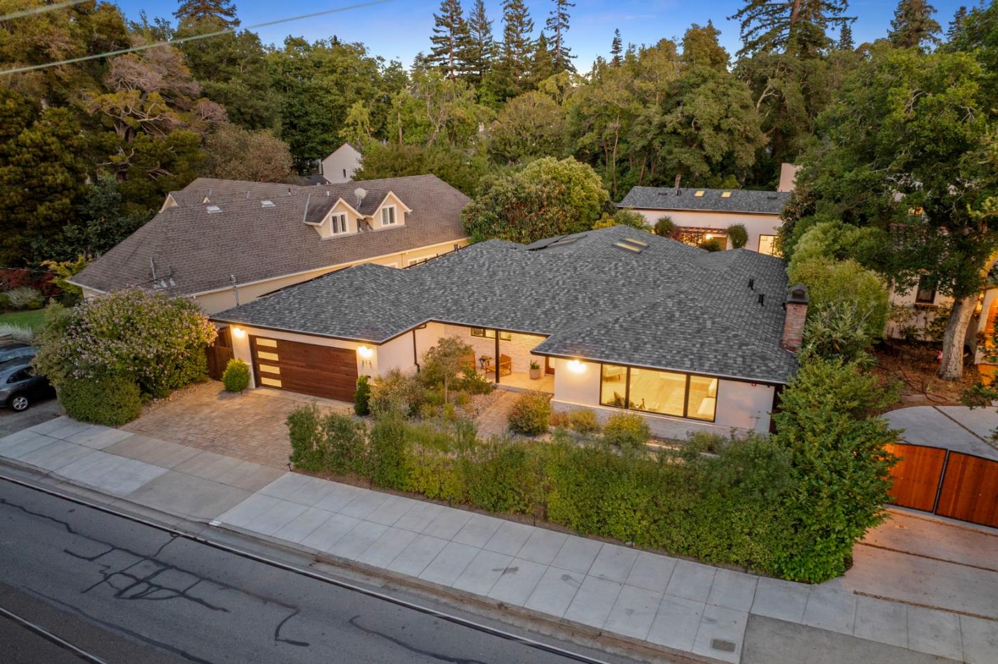 Detail Gallery Image 111 of 128 For 613 Barroilhet Ave, San Mateo,  CA 94402 - 3 Beds | 3 Baths