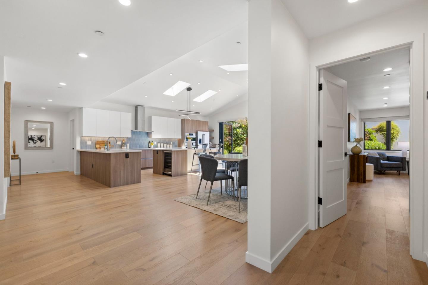 Detail Gallery Image 41 of 128 For 613 Barroilhet Ave, San Mateo,  CA 94402 - 3 Beds | 3 Baths