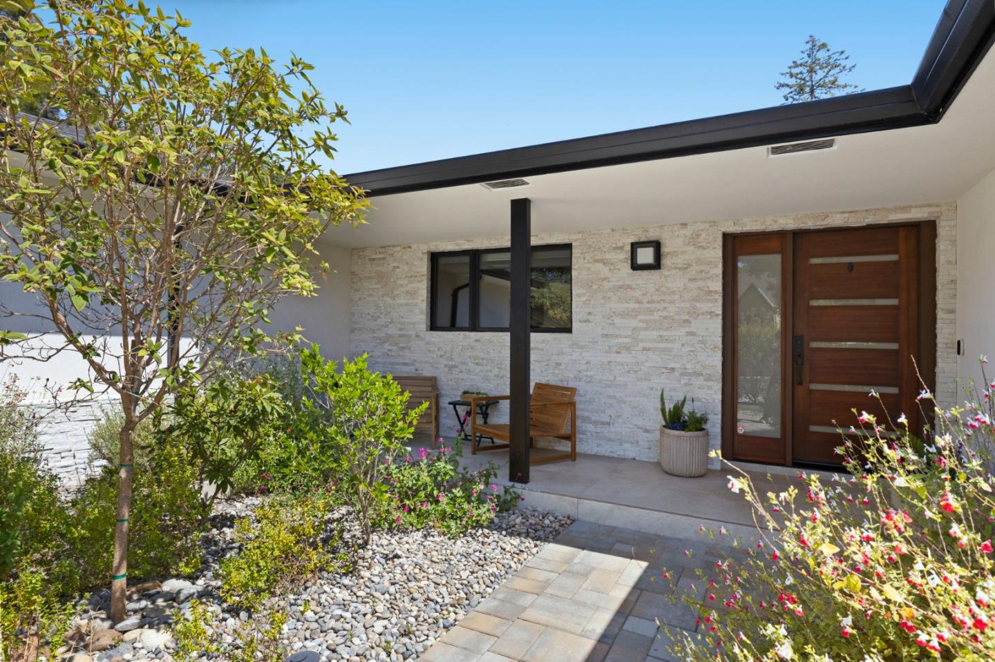 Detail Gallery Image 5 of 128 For 613 Barroilhet Ave, San Mateo,  CA 94402 - 3 Beds | 3 Baths