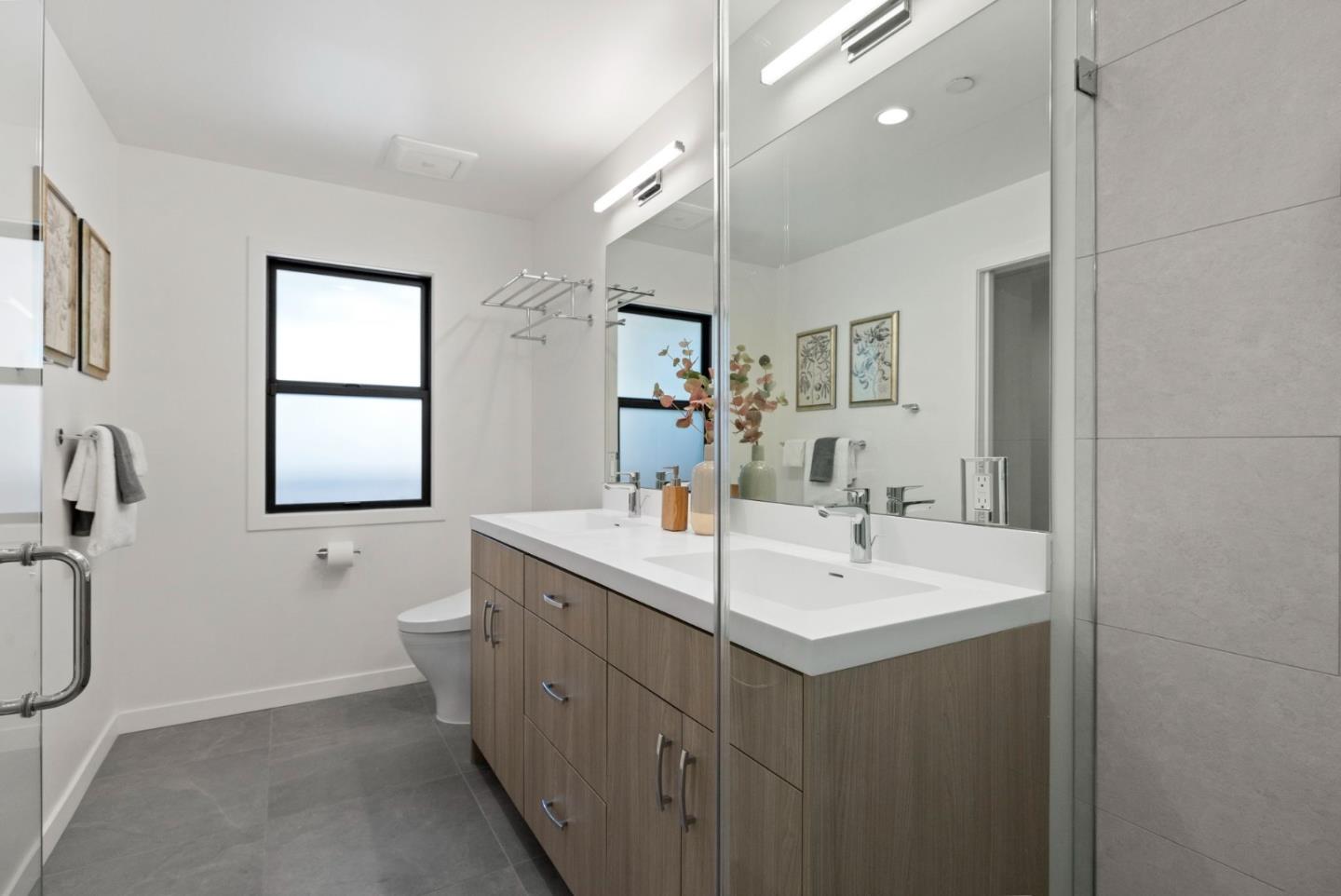 Detail Gallery Image 52 of 128 For 613 Barroilhet Ave, San Mateo,  CA 94402 - 3 Beds | 3 Baths