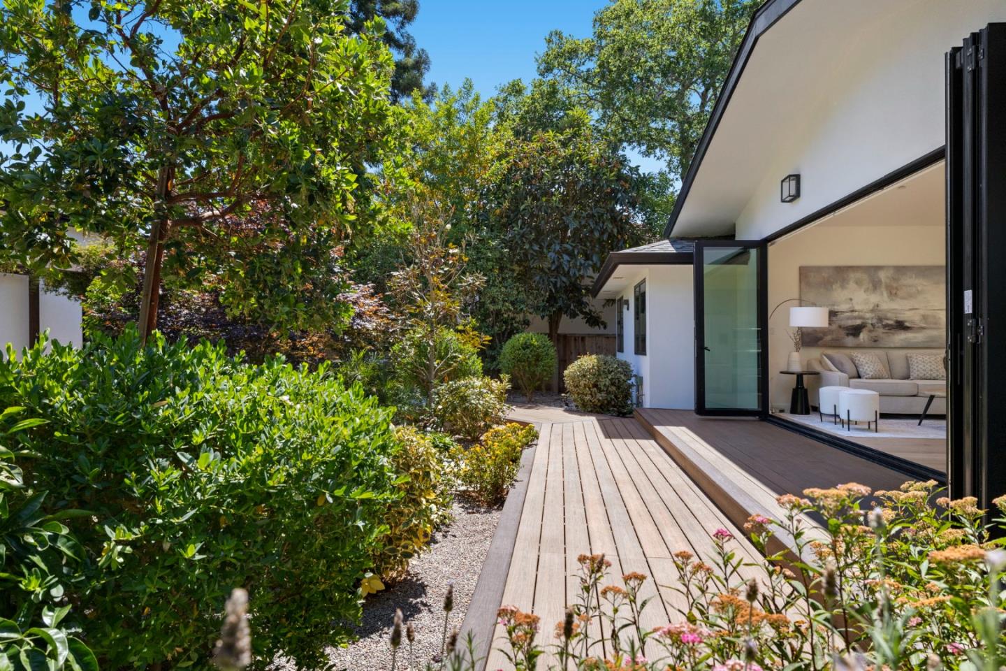 Detail Gallery Image 73 of 128 For 613 Barroilhet Ave, San Mateo,  CA 94402 - 3 Beds | 3 Baths