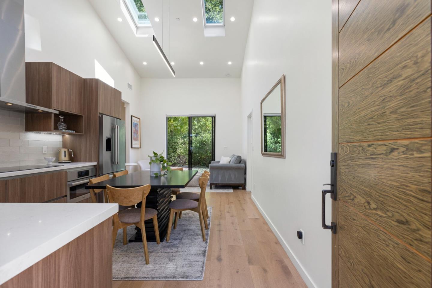 Detail Gallery Image 90 of 128 For 613 Barroilhet Ave, San Mateo,  CA 94402 - 3 Beds | 3 Baths