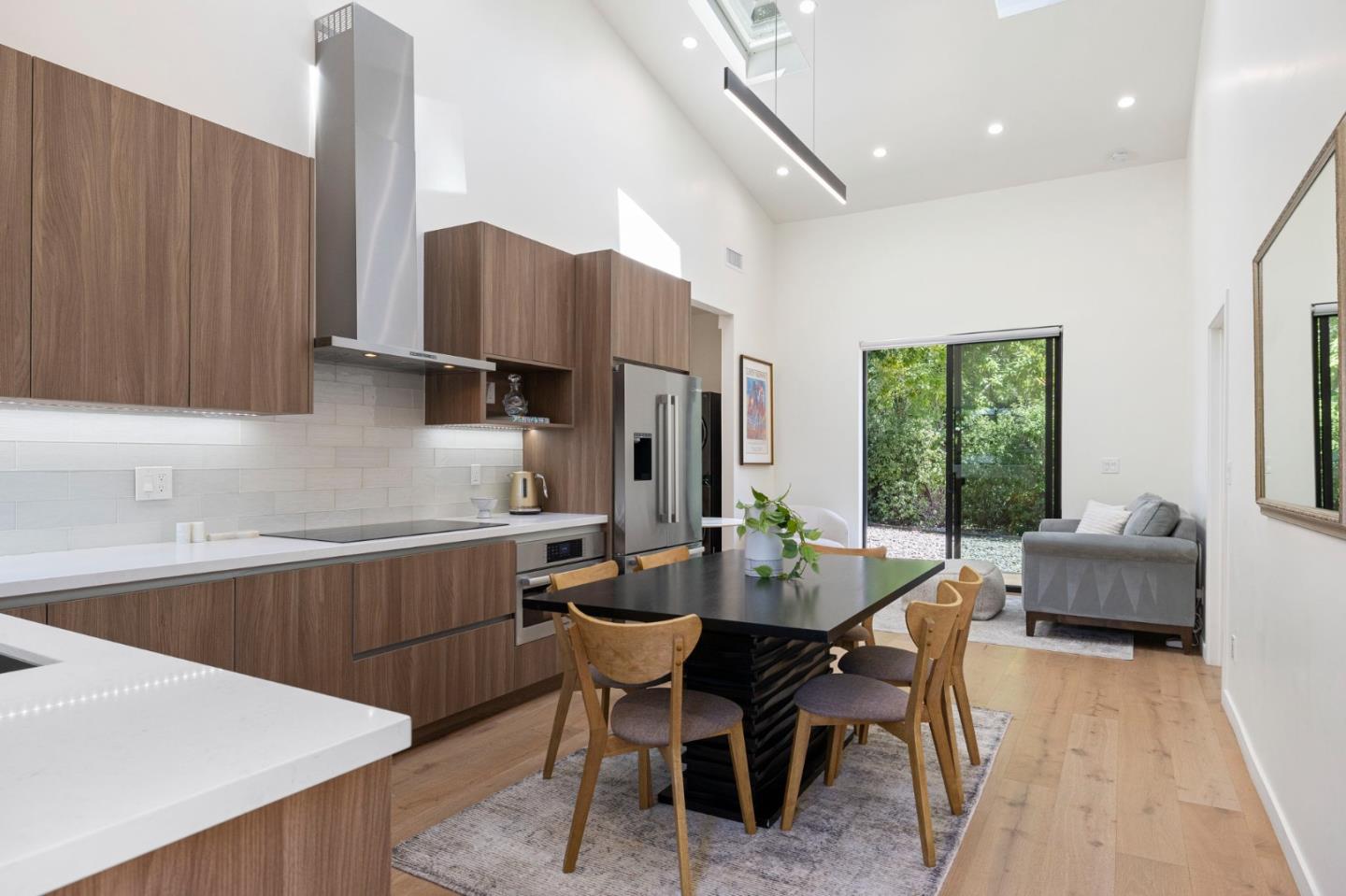 Detail Gallery Image 92 of 128 For 613 Barroilhet Ave, San Mateo,  CA 94402 - 3 Beds | 3 Baths