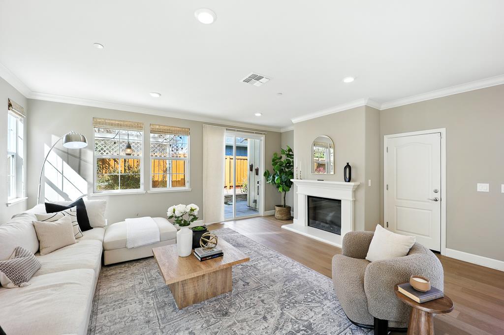 Detail Gallery Image 16 of 91 For 33528 Mustang St, Fremont,  CA 94555 - 5 Beds | 3/1 Baths